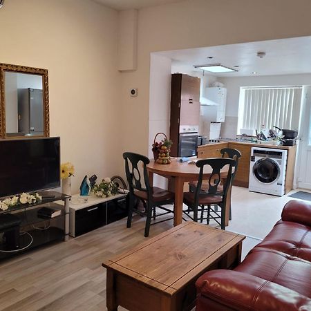 Nice Double Bedroom Near Qmc Nottingham Luaran gambar